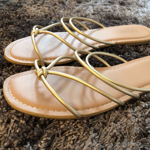 Old Navy Sandals Size 9 - Picture 2 of 5